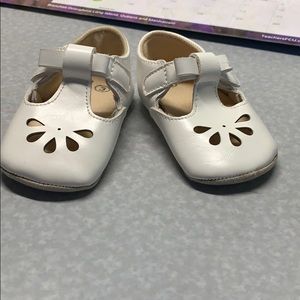Velcro toddler shoes size 3